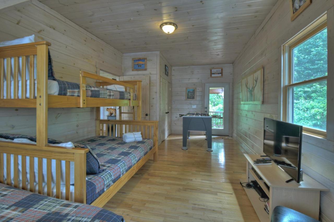 Champagne Chalet - Cuddleup Villa Morganton ภายนอก รูปภาพ